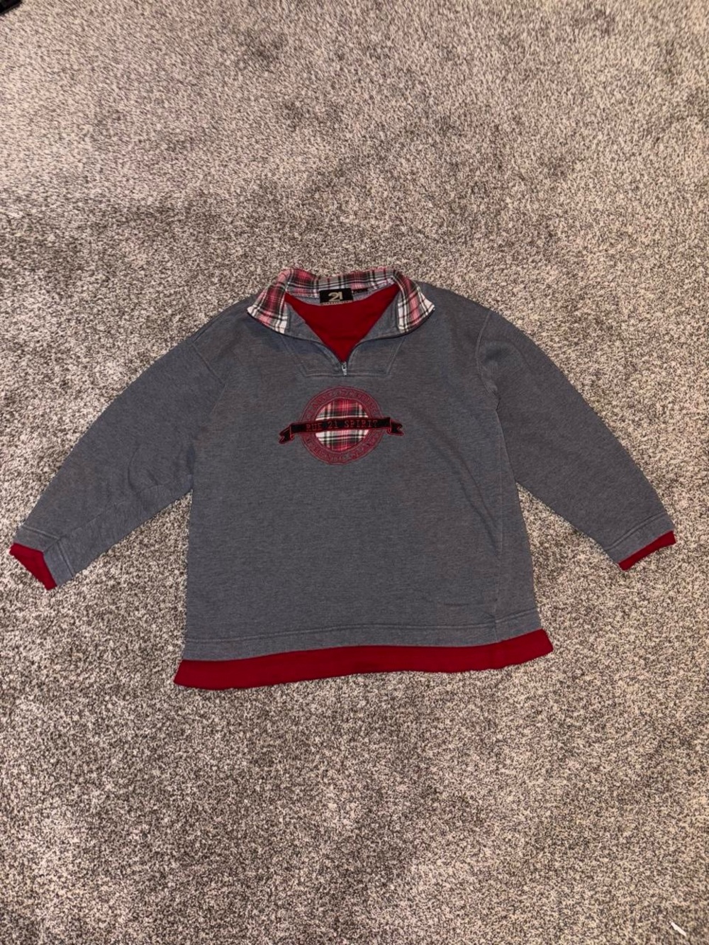 Vintage Y2K Rue 21 Sweatshirt with plaid accents and embroidered design